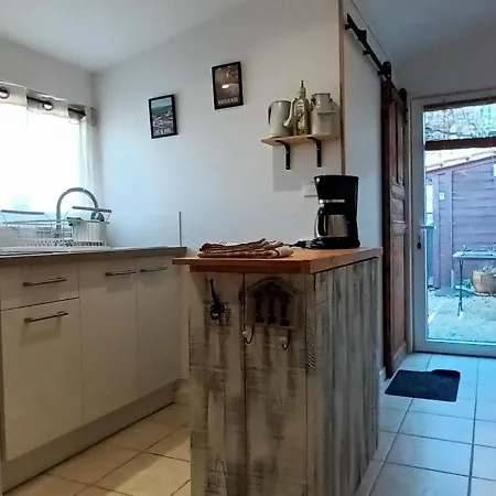 Hébergement de vacances Maisonnette Et Piscine
